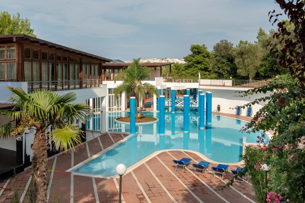 Hotel Club Village Maritalia Peschici Exterior photo